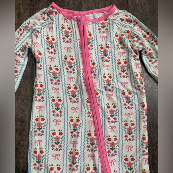 Baby Girl Spring Floral with Bows Bamboo Zipper Sleeper 6-12m - Picture 2 of 3